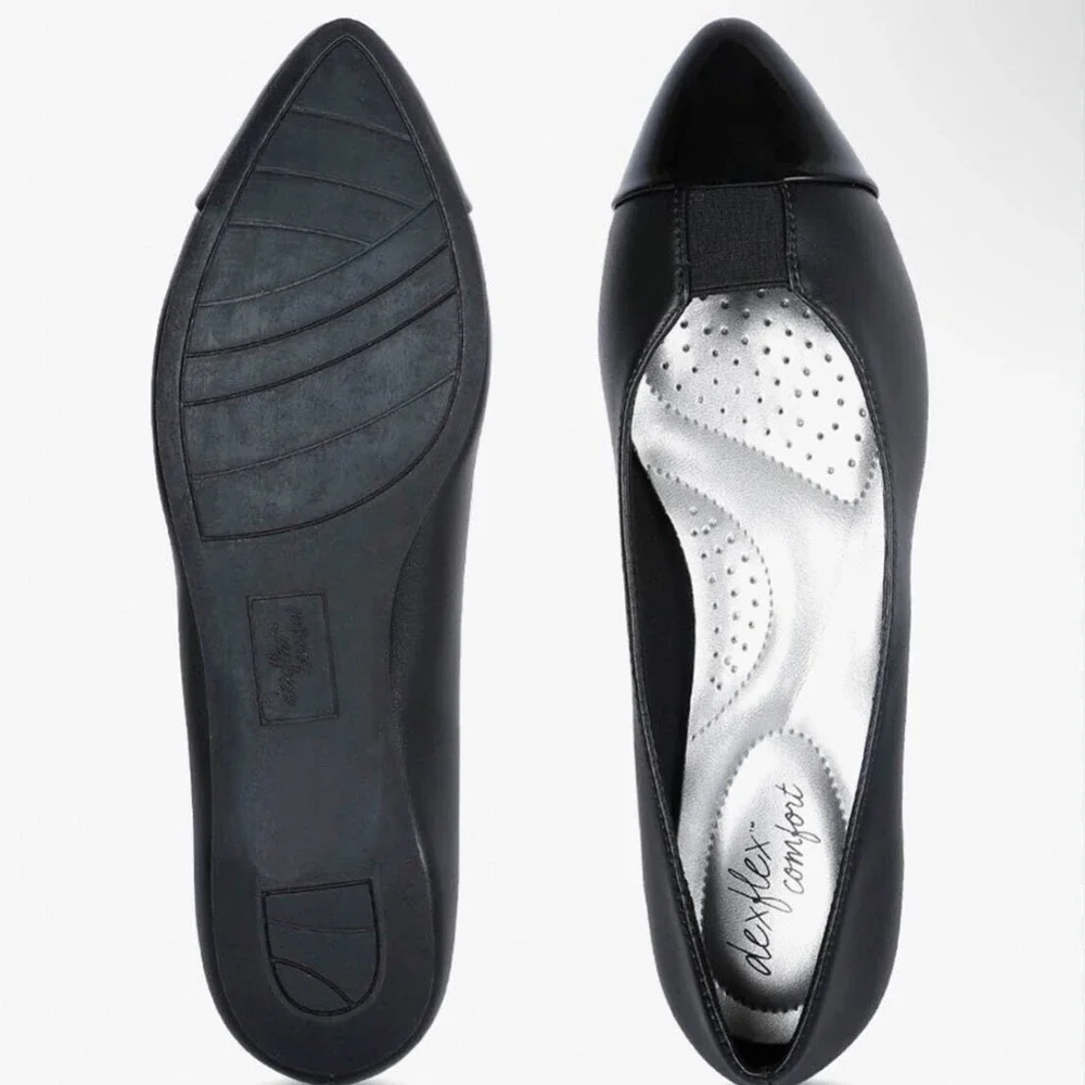 DEX FLEX by Payless Darla Pointed-Toe Black Leather Flats Women's Size 7